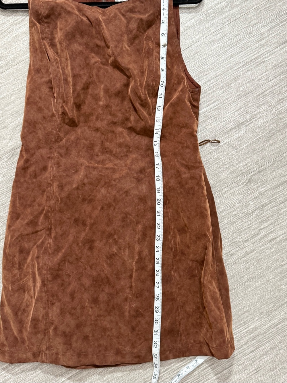 Free People Atlas Faux Suede Mini Dress Chicory Coffee Open Back Size L NWT - Picture 4 of 8